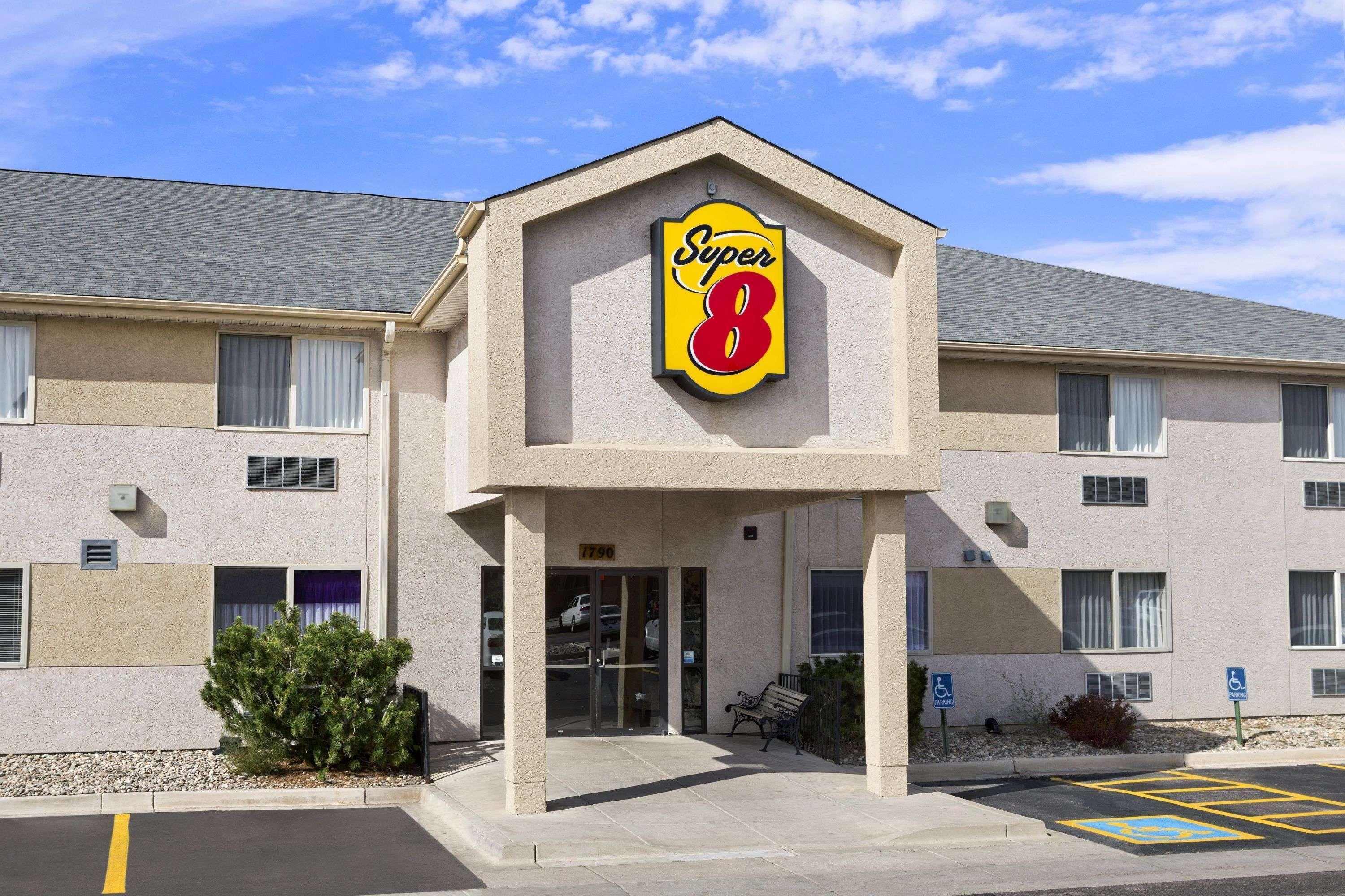 Мотель Super 8 By Wyndham Colorado Springs Airport Экстерьер фото