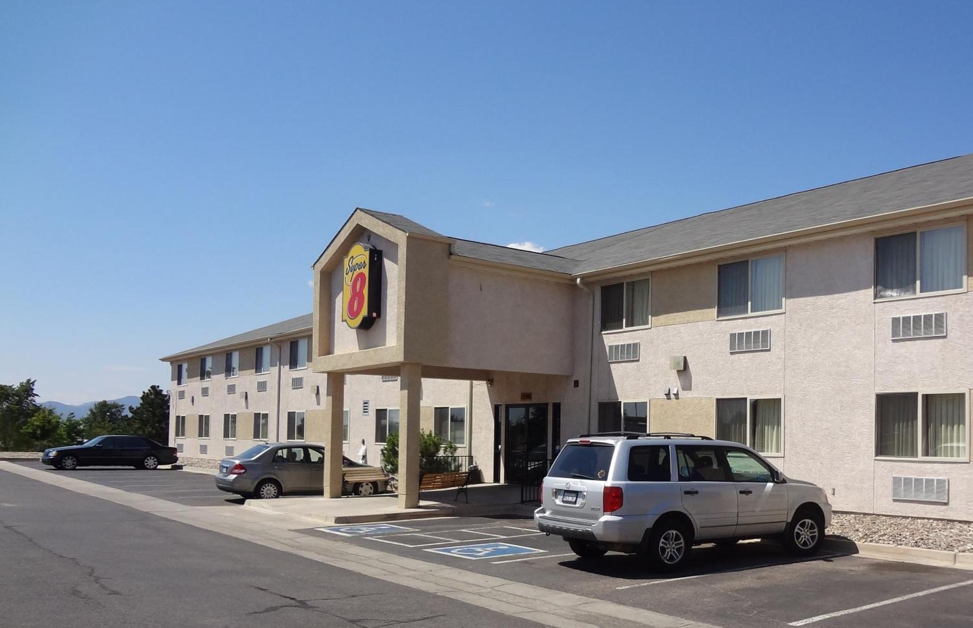 Мотель Super 8 By Wyndham Colorado Springs Airport Экстерьер фото